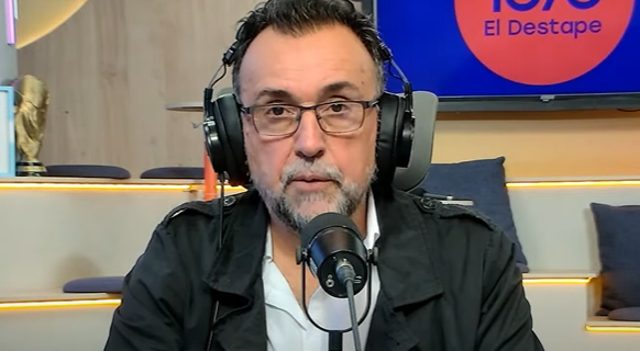 Violenta agresión a Roberto Navarro